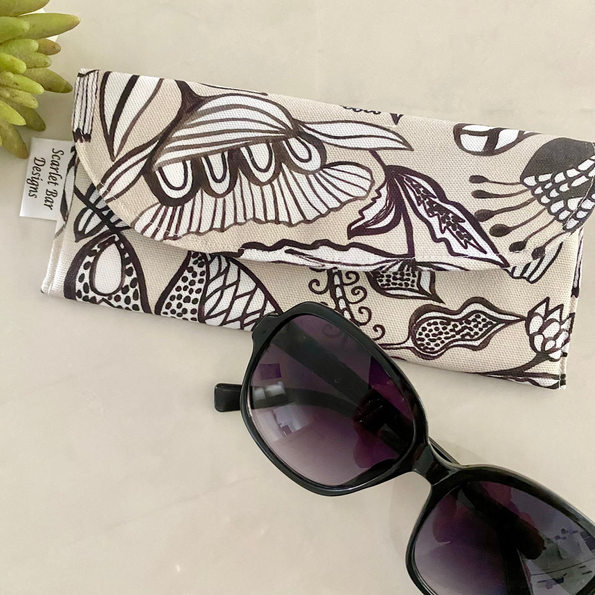 Kirsten Katz Tribal Natives Print Sunglasses Case