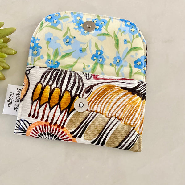 Kirsten Katz Neutral Natives Earbud/Cable Case