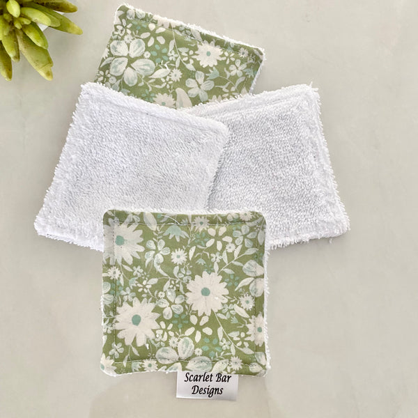 Etched Floral Print Makeup Remover Wipes