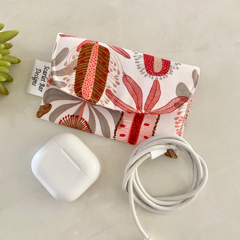 Jocelyn Proust Banksia Earbud/Cable Case
