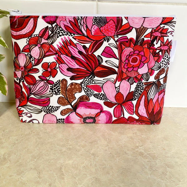 Kirsten Katz Fleurs Rouge Fabric Pouch- Large