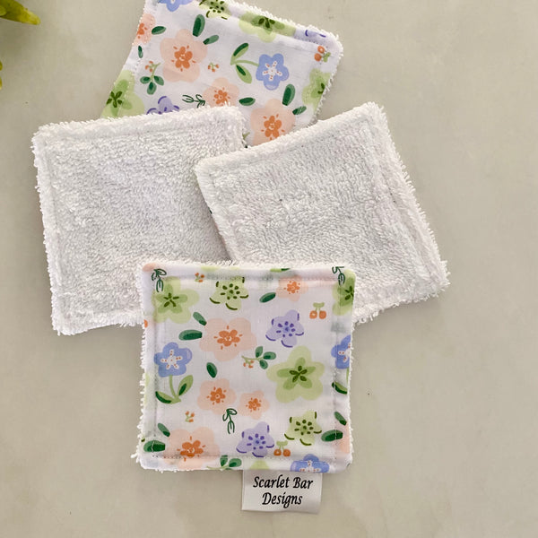 Country Garden Polly Print Makeup Remover Wipes
