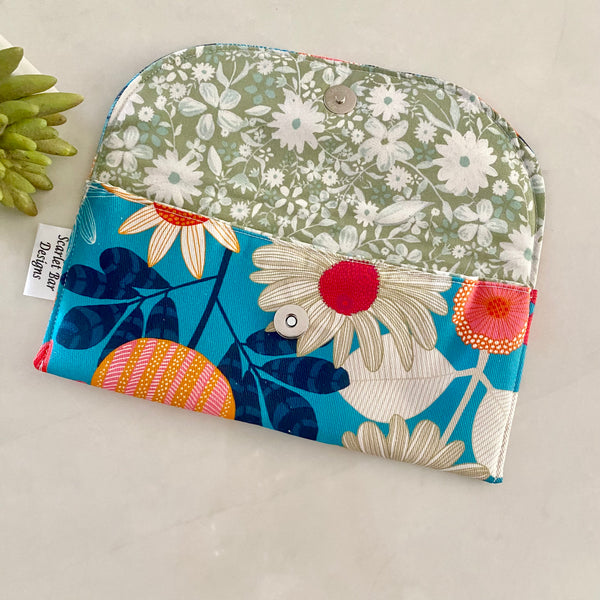 Jocelyn Proust Banksia Grove Print Sunglasses Case