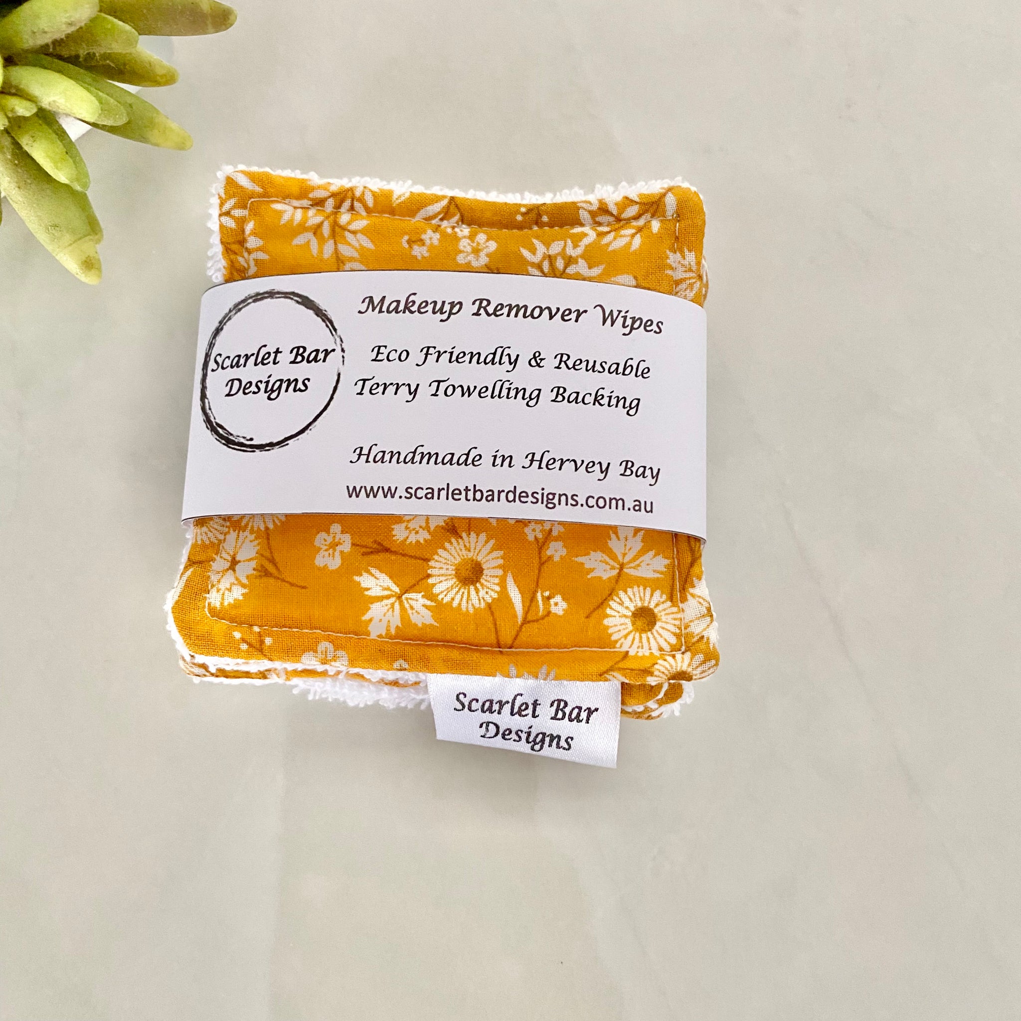 Cute as a Daisy Print Makeup Remover Wipes