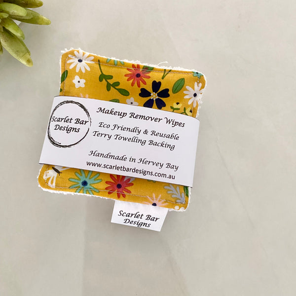 Country Garden Working Bee Print Makeup Remover Wipes