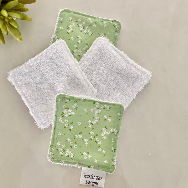 Country Garden Print Makeup Remover Wipes