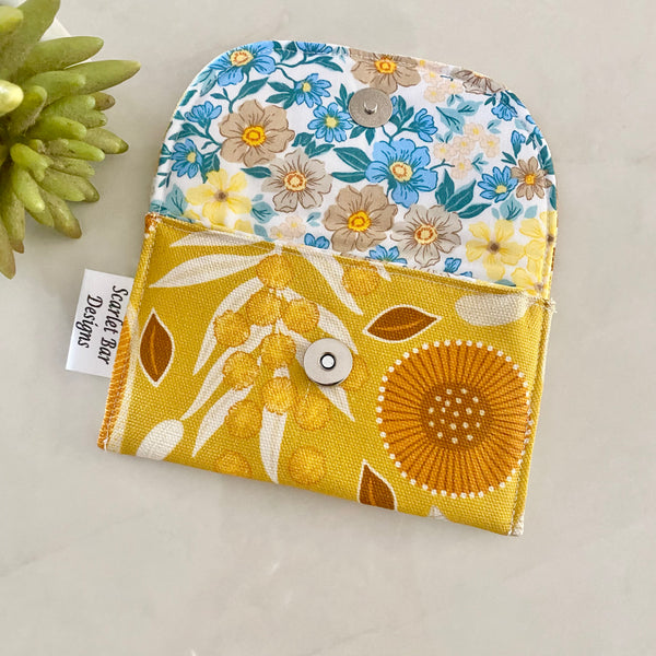 Jocelyn Proust Wattle Bird Earbud/Cable Case