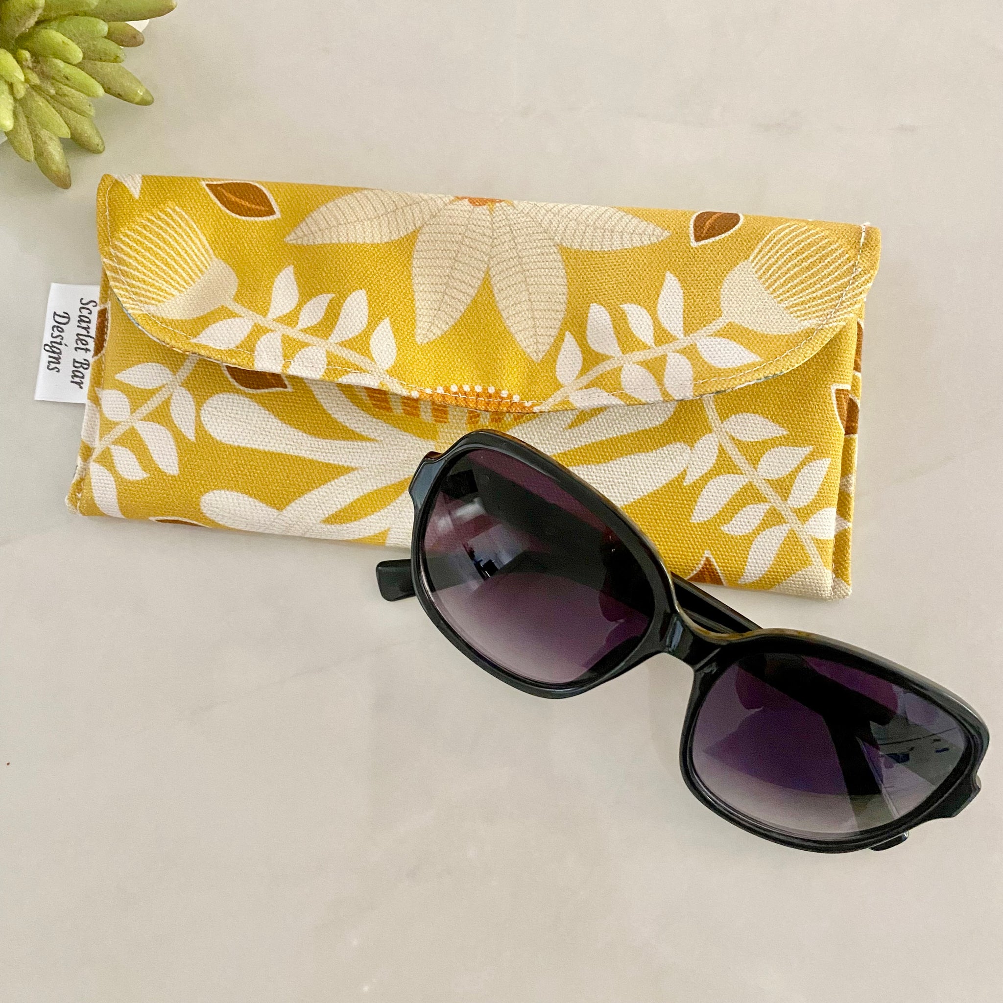 Jocelyn Proust Wattle Bird Print Sunglasses Case