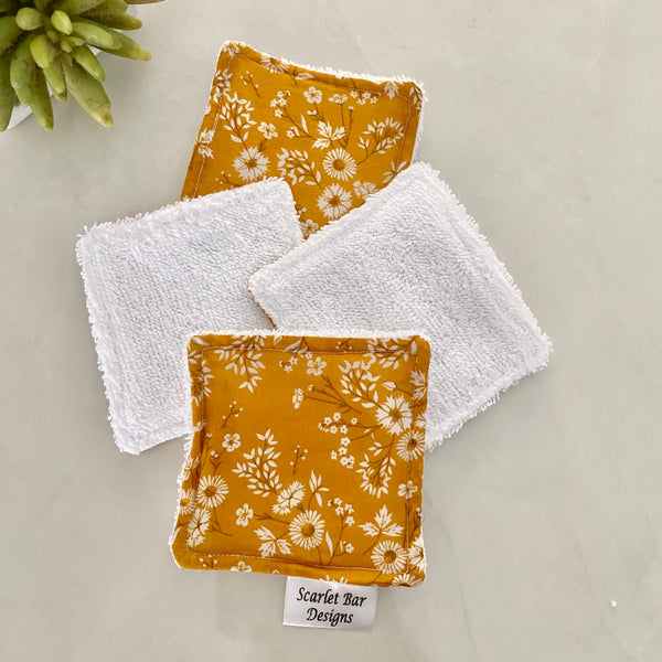 Cute as a Daisy Print Makeup Remover Wipes