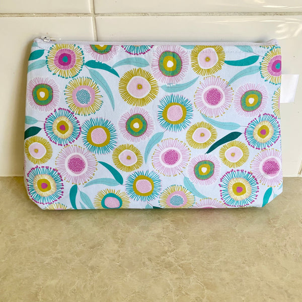 Jocelyn Proust Daisy Gum Blossom Print Fabric Pouch
