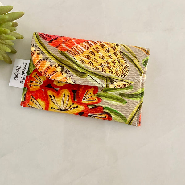 Kirsten Katz Kangaroo Paws Earbud/Cable Case