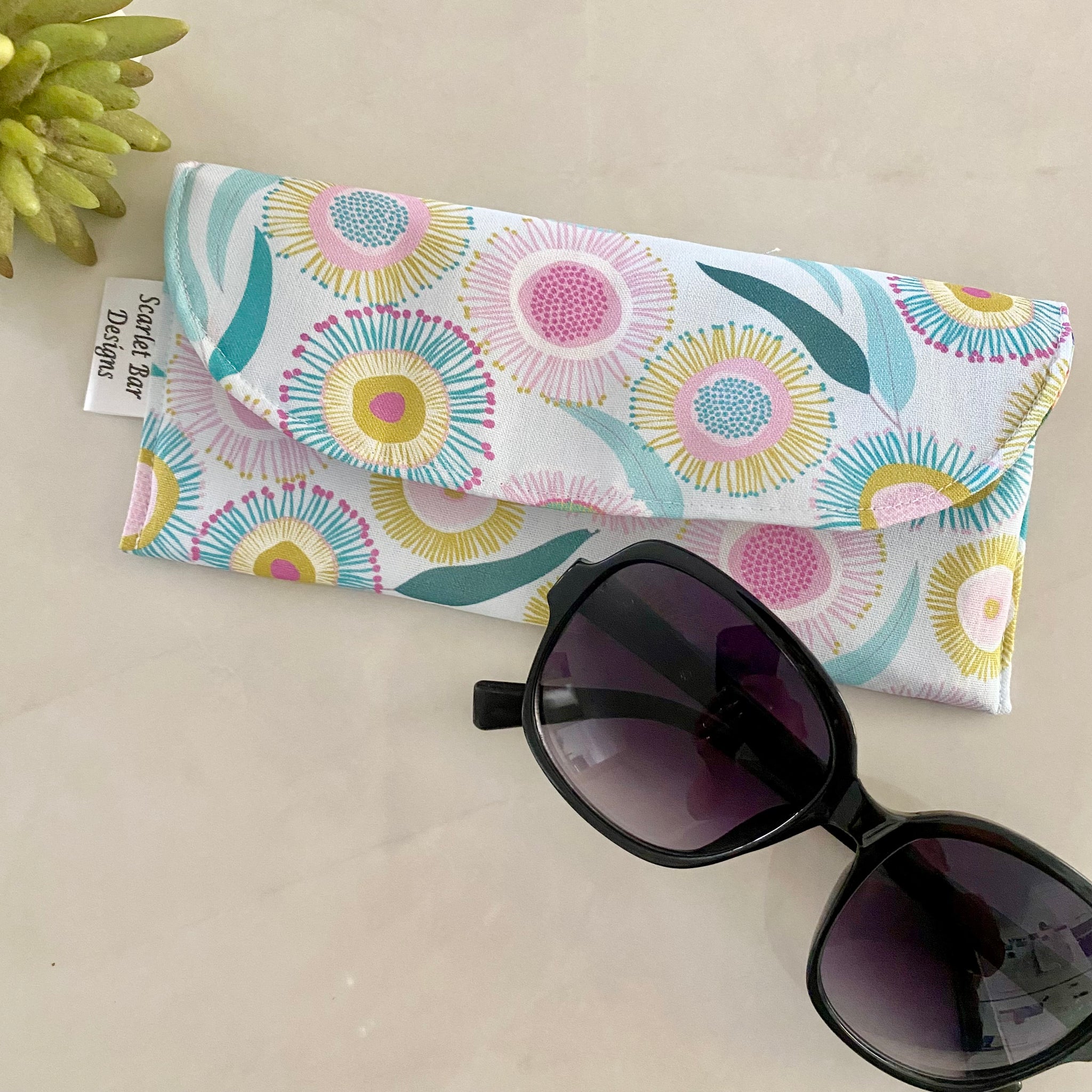 Jocelyn Proust Gum Blossom Print Sunglasses Case