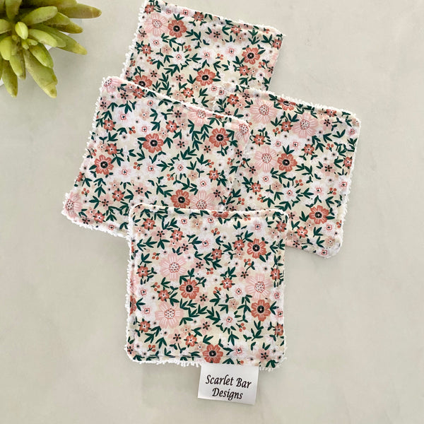 Country Garden Bloom Print Makeup Remover Wipes