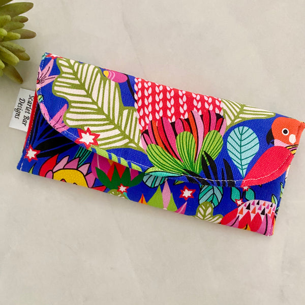Kirsten Katz Parrots Print Sunglasses Case
